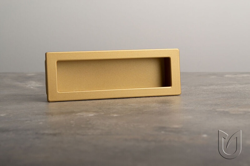 Úchytka Misura 96 zápustná zlatá matná